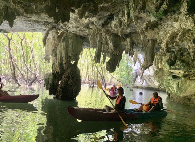 ทัวร์ พายคายัค อ่าวท่าเลน (ครึ่งวัน)