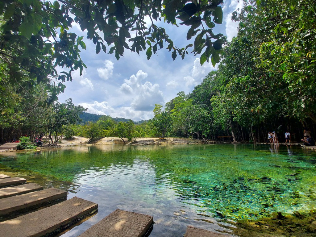 Jungle Tour Hot Spring + Emerald Pond & Tiger cave